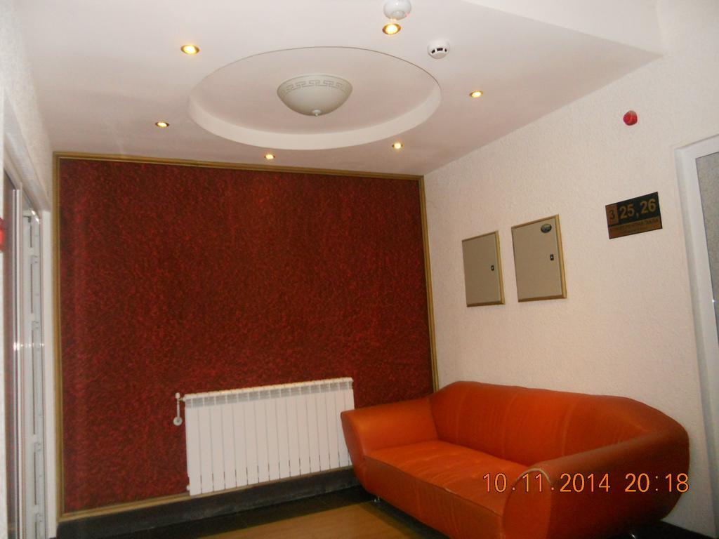 Family Hotel Helios Sevlievo Exterior photo